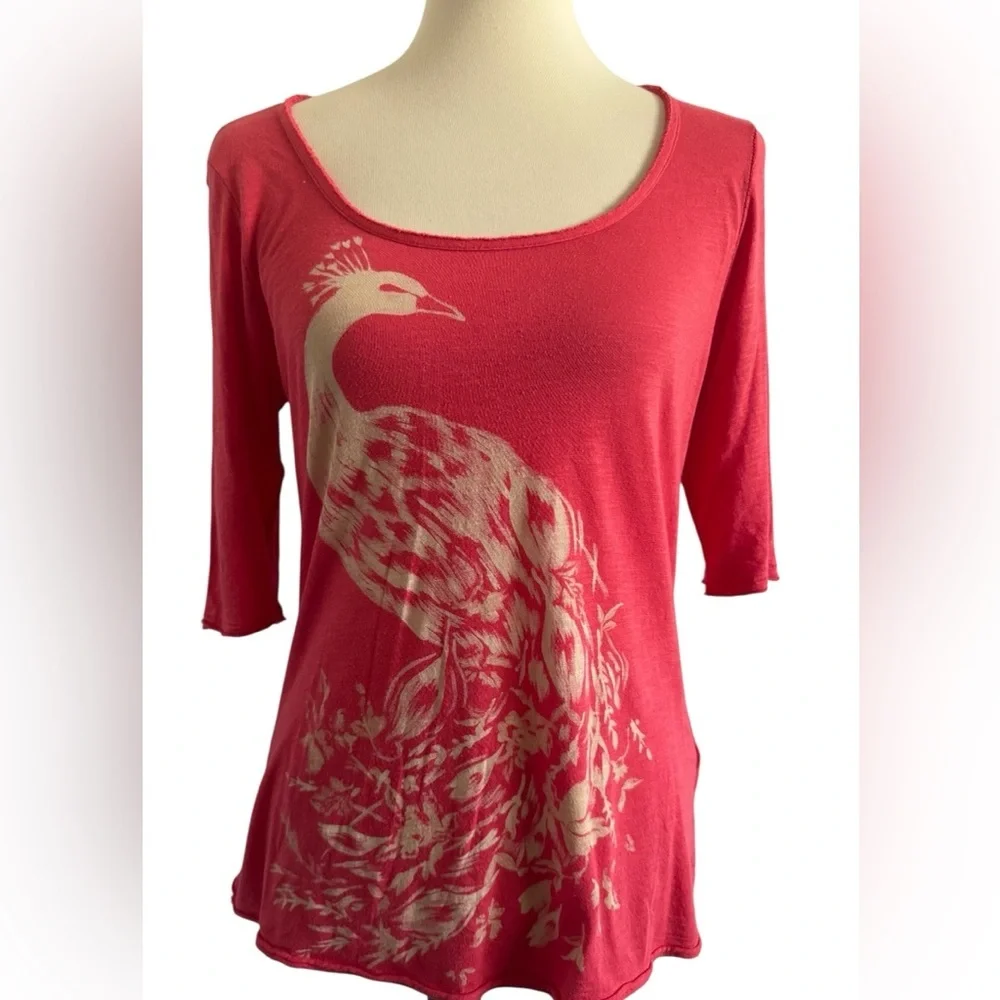 Lucky Brand Vibrant Pink Coral Scoop Neck 3 /4 Sleeve Peacock Blouse Size Medium - Picture 3 of 11